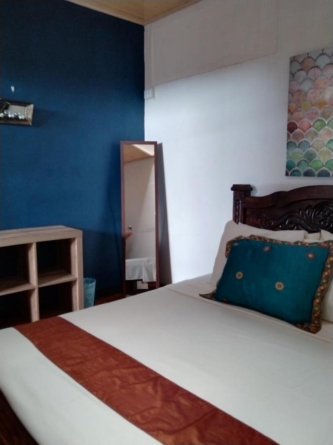 Lajuela Bnb & Hostel Alajuela Zewnętrze zdjęcie